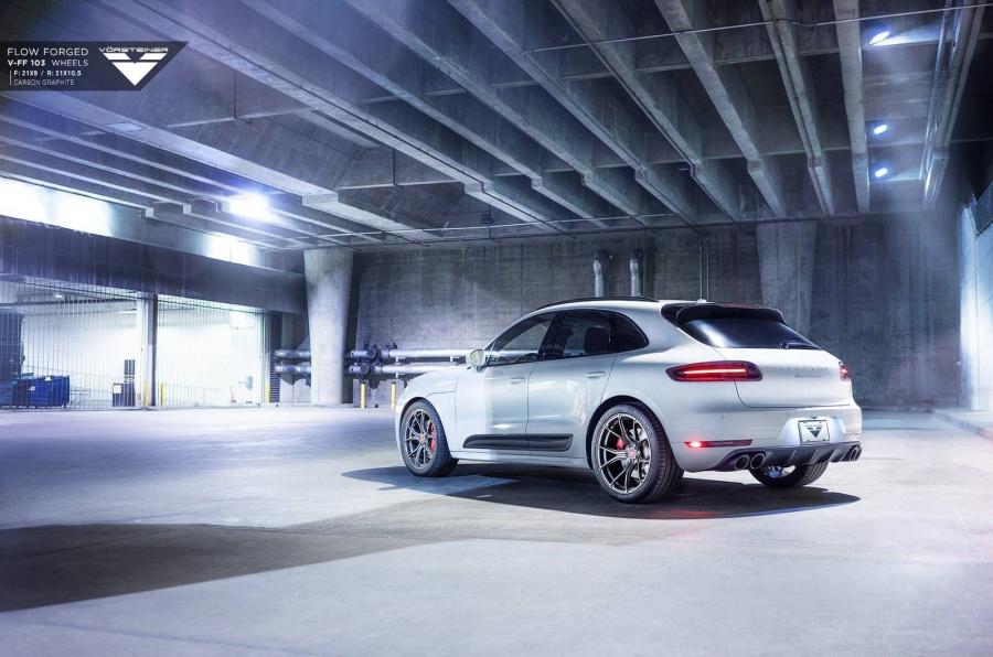  Porsche Macan Turbo by Vorsteiner 2015 года  (фото 2 из 9)
